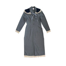 Load image into Gallery viewer, Edie Overcoat with Collar
