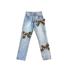 Load image into Gallery viewer, Stickybaby Holiday Bow Jeans
